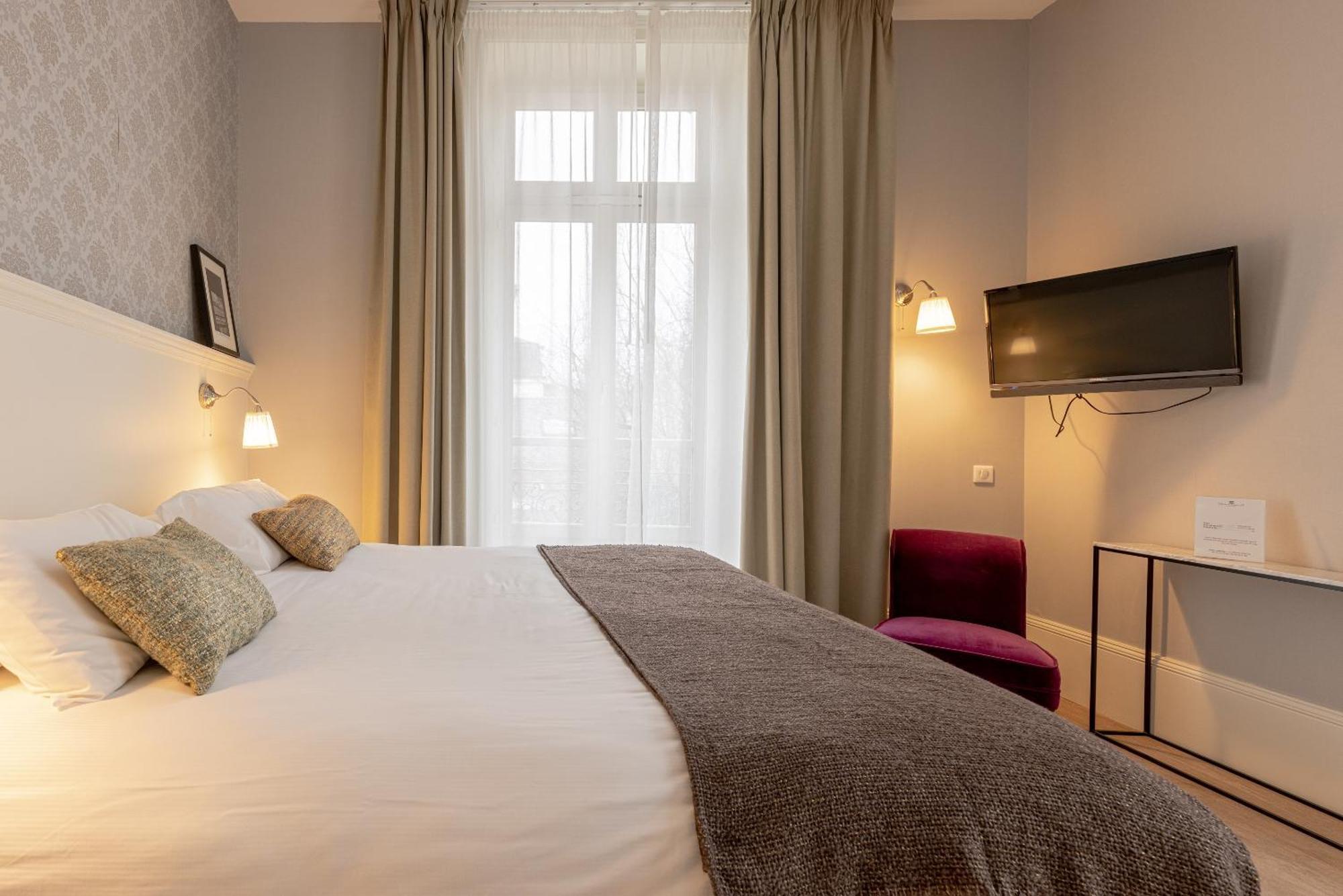 La Maison Blanche - Apparthotels De Charme Chic & Cosy A 350M Du Coeur De Ville De Limoges - Acces Autonome Екстериор снимка
