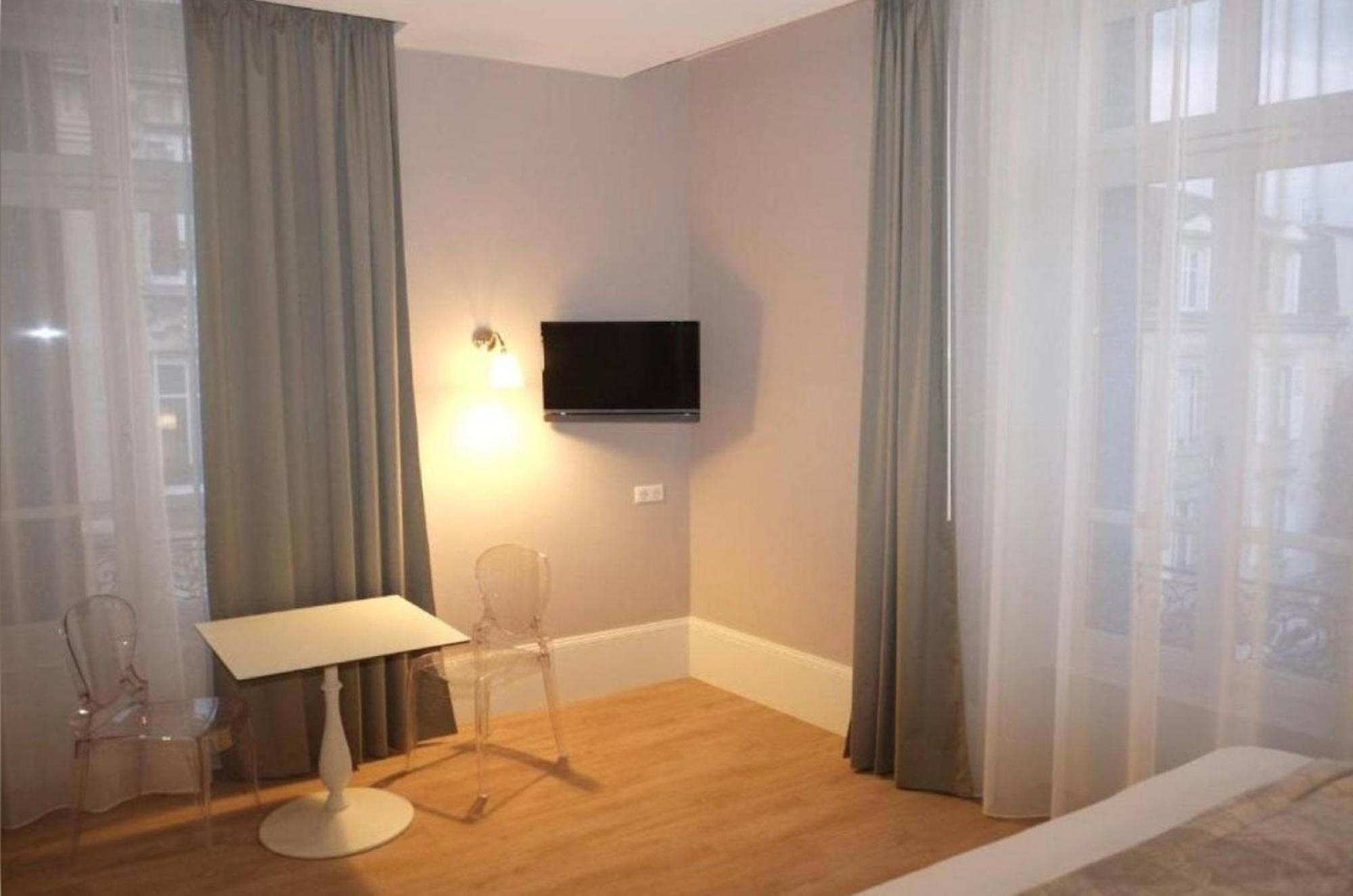La Maison Blanche - Apparthotels De Charme Chic & Cosy A 350M Du Coeur De Ville De Limoges - Acces Autonome Стая снимка